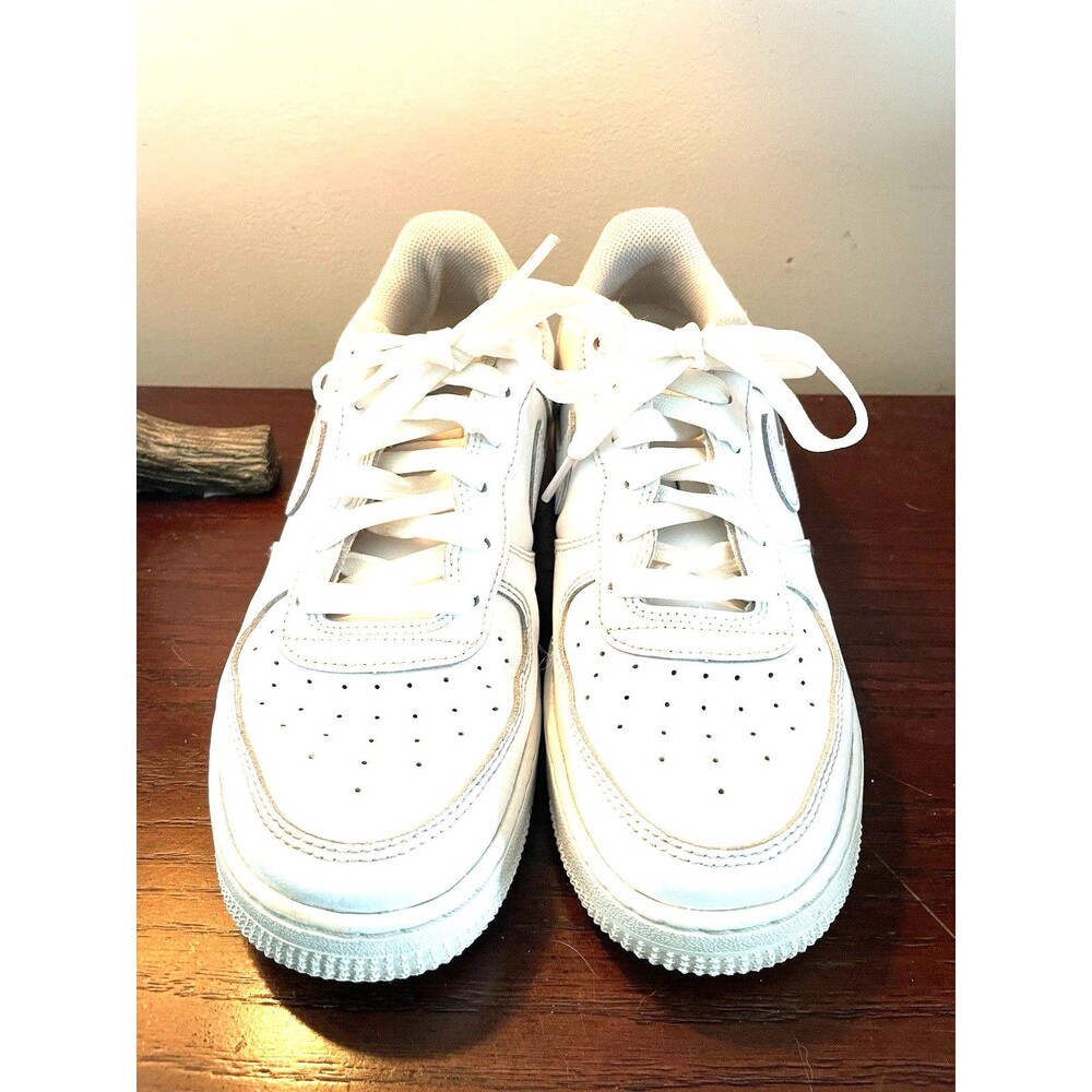 Nike Air Force 1  White Size 6.5 Youth (8-8.5 W, 6.5 M)